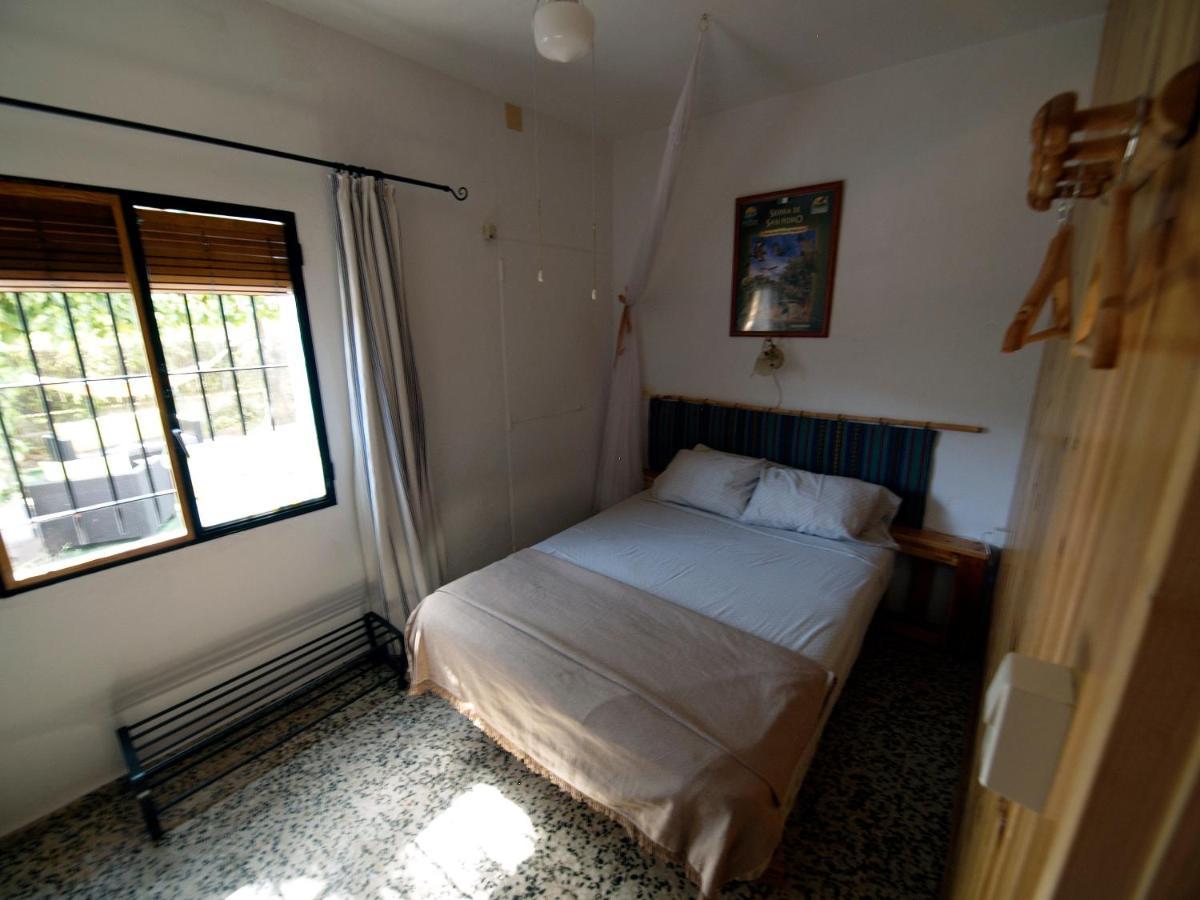 La Tierra Verde Cottage Alcuéscar Eksteriør bilde